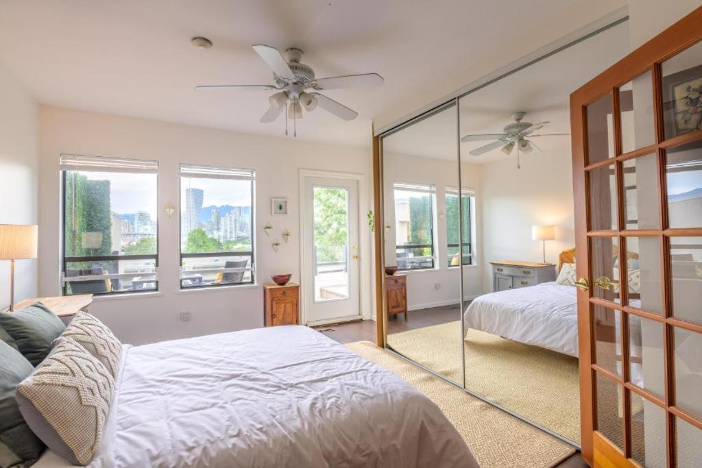 Charming Suite With Amazing Views Vancouver Exterior photo